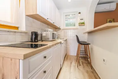Kuća, Pješčana Uvala - 3 apartmana, 200 m od mora - 6
