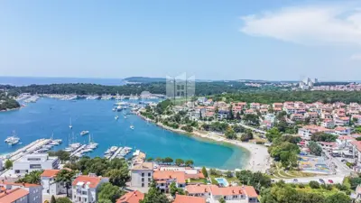 Kuća, Pješčana Uvala - 3 apartmana, 200 m od mora - 2