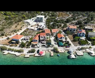 House 400 m², Zatoglav - first row to the sea - 4