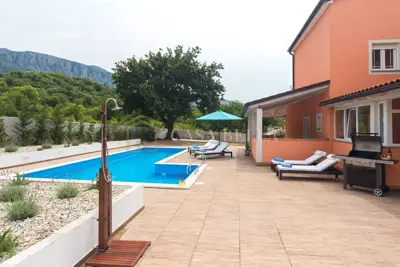 Haus 800 m², Tribalj - Pool, Garten und Grill - 2