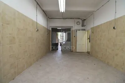Gewerberaum 203 m², Rijeka Centar - 11 Räume - 5