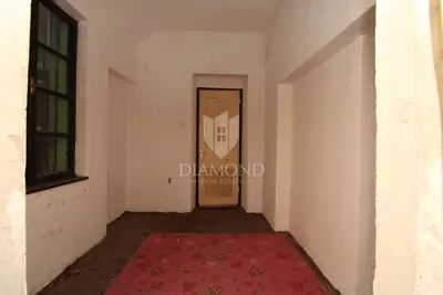 Gewerberaum 203 m², Rijeka Centar - 11 Räume - 8