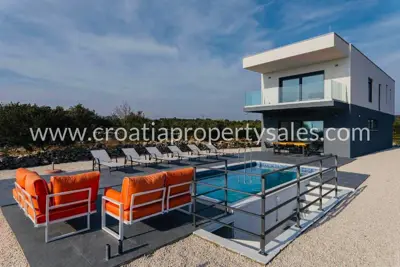 Vila 180 m², Trogir - pogled na more i bazen