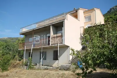 Haus 250 m², Kaštel Stari - freier Blick auf das Meer