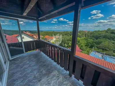 Apartment 72 m², Remete - 2 rooms, balcony and view - 2