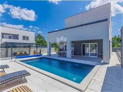 House 224 m², Vodnjan surroundings - peace and greenery - 3