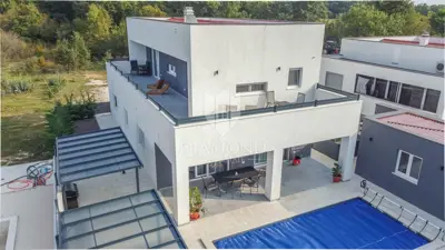 House 224 m², Vodnjan surroundings - peace and greenery - 4
