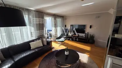 Villa 411 m², Strožanac - 7 apartments and sea view - 7