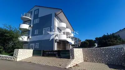 Haus zum Kauf in Povile, 780 m²