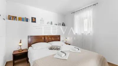 Kuća 370 m², Pićan - tri kuće, bazen i teniski teren - 20