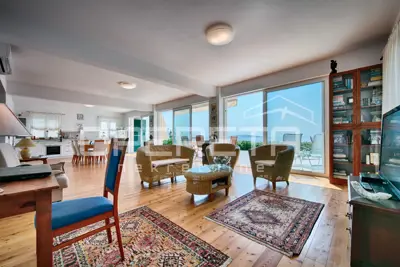 PRODAJA, JEDINSTVENA 4BDR 4BTHR VILLA NA PLAŽI, S 1.000 m² ZEMLJIŠTA - 12