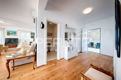 PRODAJA, JEDINSTVENA 4BDR 4BTHR VILLA NA PLAŽI, S 1.000 m² ZEMLJIŠTA - 18