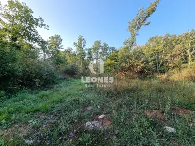Building land 910 m², Umag - quiet location - 2