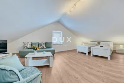 House 95 m², Kraljevica - yard 470 m² - 14