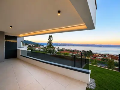 Apartment for sale in Lovran, 113 m²