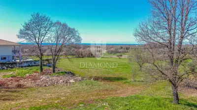 Land plot for sale in Novigrad - 2