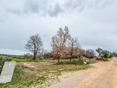 Land plot for sale in Novigrad - 6