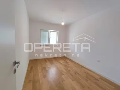 Wohnung 266 m², Novi Bokanjac, Garten und Garage - 7