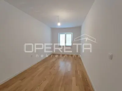 Wohnung 266 m², Novi Bokanjac, Garten und Garage - 9