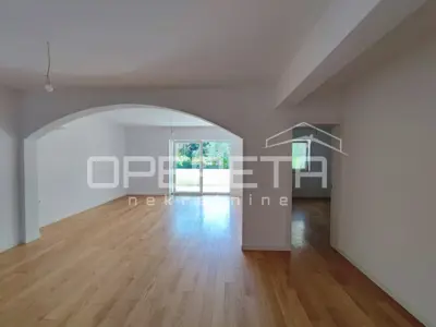Wohnung 266 m², Novi Bokanjac, Garten und Garage - 2
