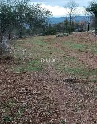 Land 3,382 m², Rakalj - edge of the construction zone and privacy - 5