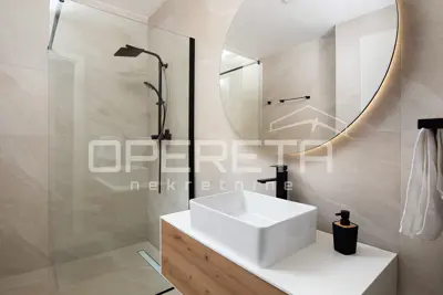 House for sale in Medulin, 400 m² - 22