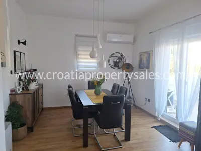 Kuća, Rogoznica, 272 m², 420 000 € - 10