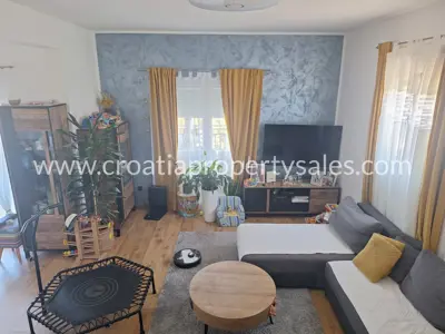 Kuća, Rogoznica, 272 m², 420 000 € - 9