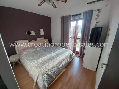 Kuća, Rogoznica, 272 m², 420 000 € - 7