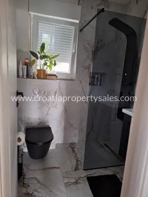 Kuća, Rogoznica, 272 m², 420 000 € - 5