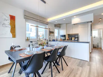 House 168 m², Poreč surroundings, pool and garden area - 3