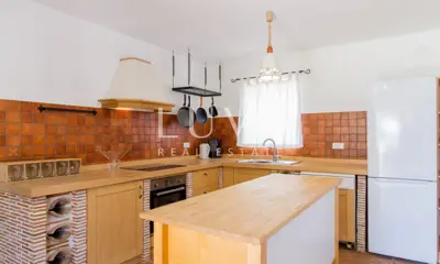 Vila 280 m², Barban - autentična istarska elegancija - 17