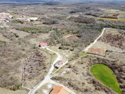 House 100 m², Marčana - plot 26,000 m² - 7