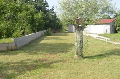 House 100 m², Marčana - plot 26,000 m² - 12