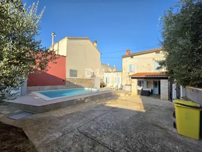 House for sale in Peruški, 150 m² - 3