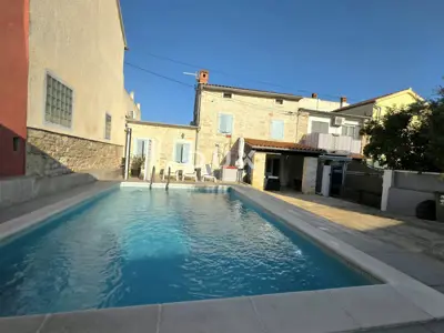 House for sale in Peruški, 150 m² - 2