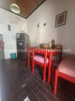 Stone house 90 m², Brač Island - courtyard and charm - 3