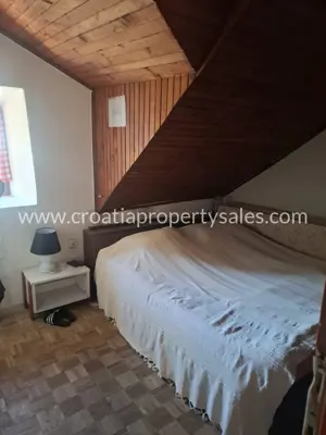 Stone house 90 m², Brač Island - courtyard and charm - 5