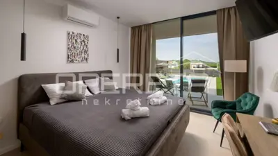 Villa 216 m², Rovinjsko Selo - pool and privacy - 21