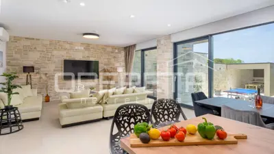 Villa 216 m², Rovinjsko Selo - pool and privacy - 8