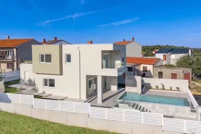 Vila 140 m², Pula - bazen i pogled na more - 2