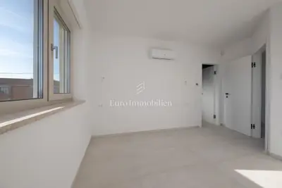Vila 140 m², Pula - bazen i pogled na more - 14
