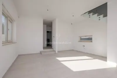 Vila 140 m², Pula - bazen i pogled na more - 6
