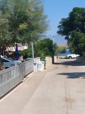 Apartment house 253 m², Vir - 4 apartments, 40 m from the sea - 4