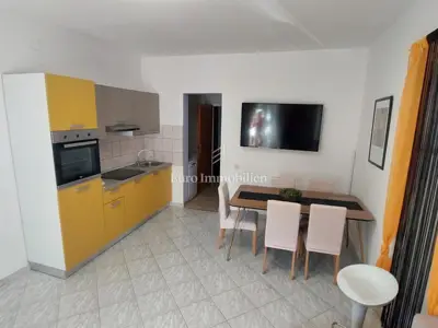 Apartment house 253 m², Vir - 4 apartments, 40 m from the sea - 8