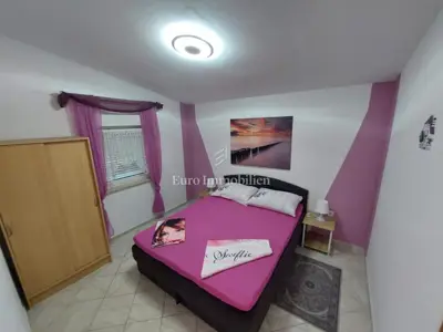 Apartment house 253 m², Vir - 4 apartments, 40 m from the sea - 17