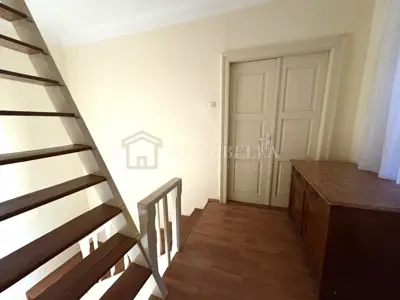 Stone house 100 m², Mali Dol - garage and yard 390 m² - 15