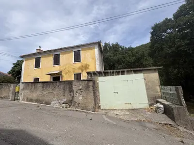 Steinhaus 100 m², Mali Dol - Garage und Grundstück 390 m² - 17