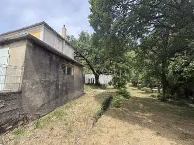 Stone house 100 m², Mali Dol - garage and yard 390 m² - 21
