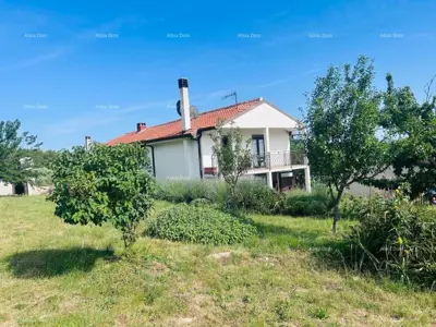 House 200 m², Buje - quiet location and large plot - 3